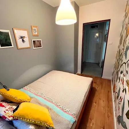 아파트 Artic Apartman-nearby Center!