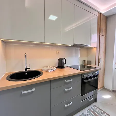 Artic Apartman-nearby Center! Appartamento